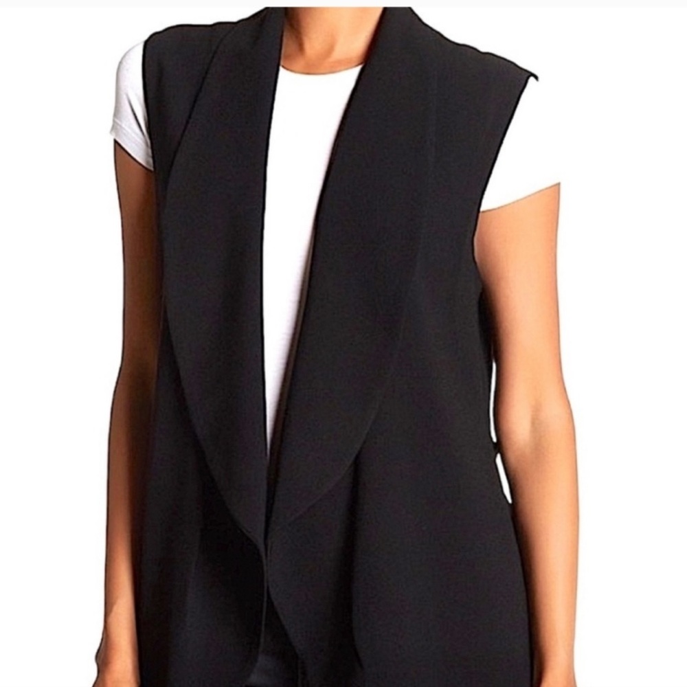 🌎 Danielrainn Vest